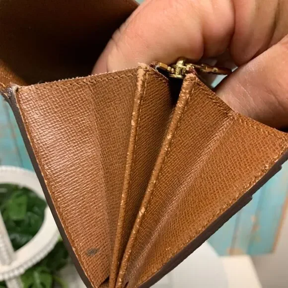 Louis Vuitton Monogram Minibag & Sarah Wallet - Picture 13 of 16